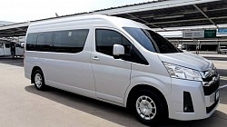 รถตู้ตัวใหม่ราคาประหยัดสอบถามได้นะครับเริ่มต้นที่ วันละ 2,500 บาทไม่รวมเชื้อเพลิงต่อวัน โทร 0652695583  คุณวัน